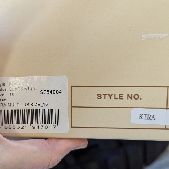 Public Desire Kira Chelsea Lug Sole Boots - Picture 15 of 16